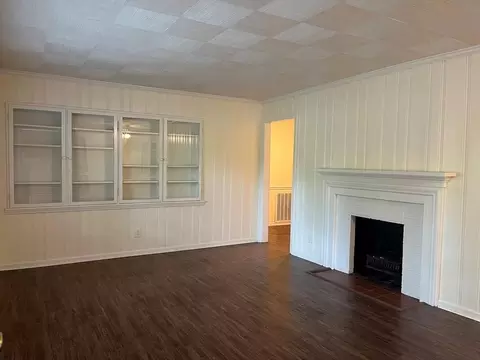 1119 Greenway Dr, Dublin, GA 31021