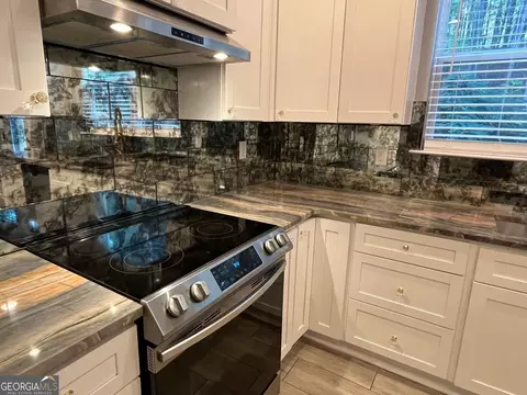 3839 Augustine Pl, Rex, GA 30273 photo 8