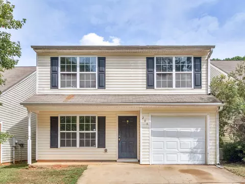 204 Lossie Ln, Mcdonough, GA 30253
