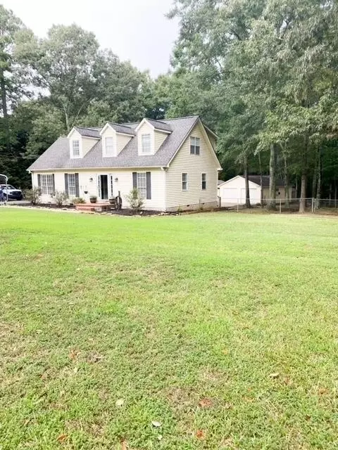 2517 W Mcintosh Rd, Griffin, GA 30223