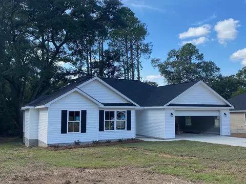 605 N Main St, Statesboro, GA 30458