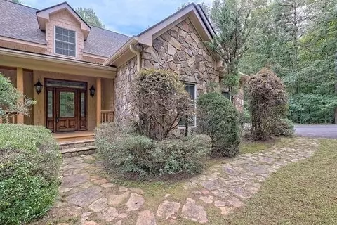 169 Tanglewood Ct, Clarkesville, GA 30523