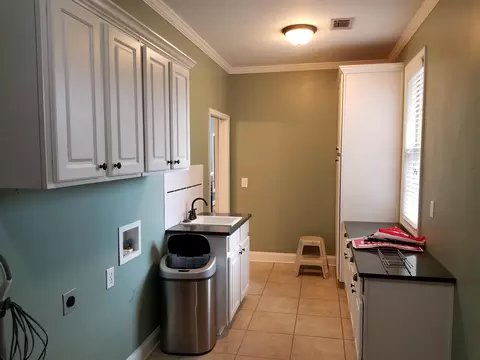 9227 Golfview Cir, Covington, GA 30014 photo 10