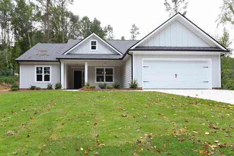 235 Grandma Branch Rd, Grantville, GA 30220