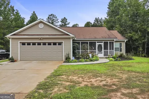 276 Amanda Ct, Greenville, GA 30222