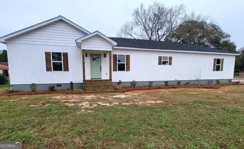 202 County Rd, Thomaston, GA 30286