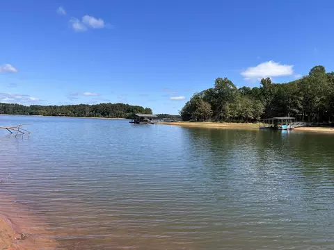 236 Timberlake Two Dr, Townville, SC 29689