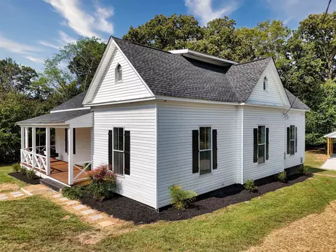 1413 Calhoun Ave NE, Rome, GA 30161 photo 3