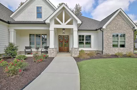 135 Dean Dr, Tyrone, GA 30290 photo 4