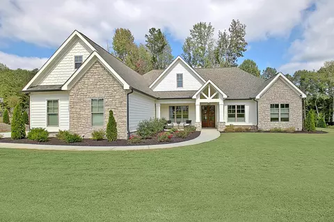 135 Dean Dr, Tyrone, GA 30290 photo 2