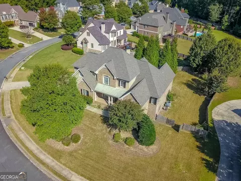 710 Oak Mountain Rd, Kennesaw, GA 30152