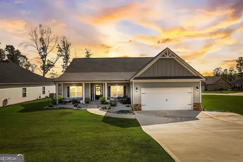 8381 Dublin Dr, Winston, GA 30187