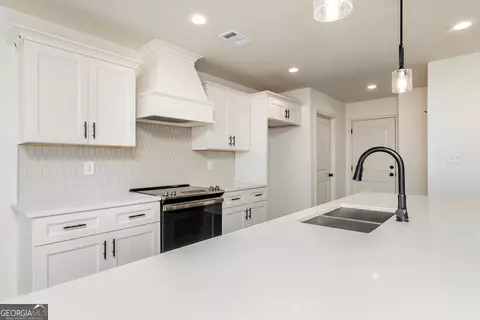 249 Overton, Perry, GA 31069 photo 9