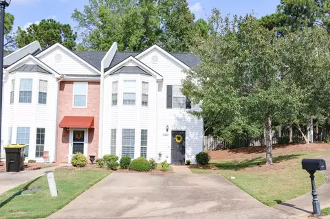 111 Chastain Loop, Newnan, GA 30263