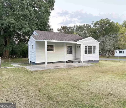 127 Woods St, Summerville, GA 30747