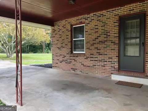 1208 Skyline Dr, Toccoa, GA 30577 photo 4