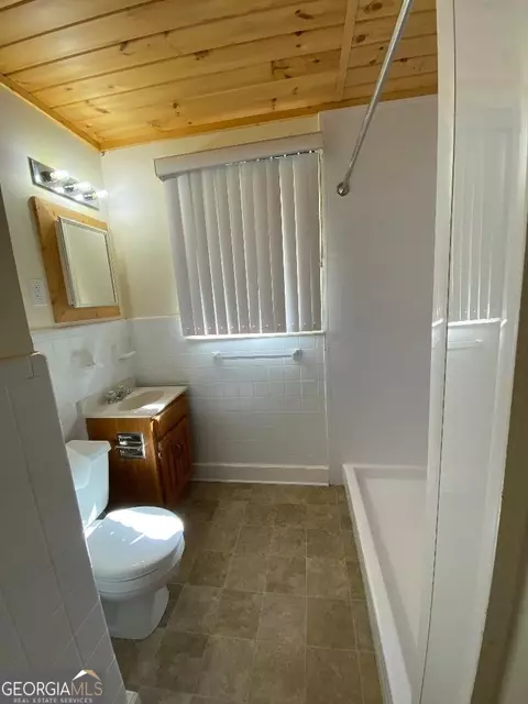 1208 Skyline Dr, Toccoa, GA 30577 photo 11