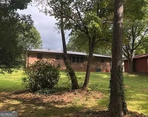 1208 Skyline Dr, Toccoa, GA 30577 photo 3