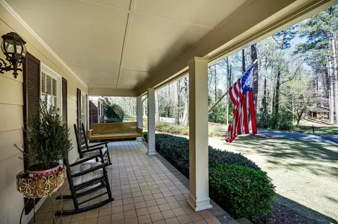 529 Ridgecrest Rd, Lagrange, GA 30240 photo 3