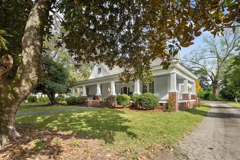 230 W Adams St, Tennille, GA 31089