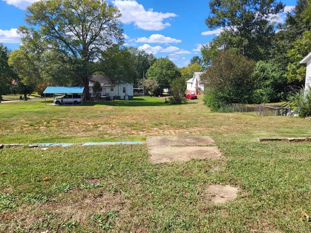 412 Lafayette St, Valley, AL 36854