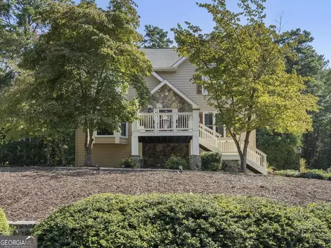 813 Commons Ct, Woodstock, GA 30189