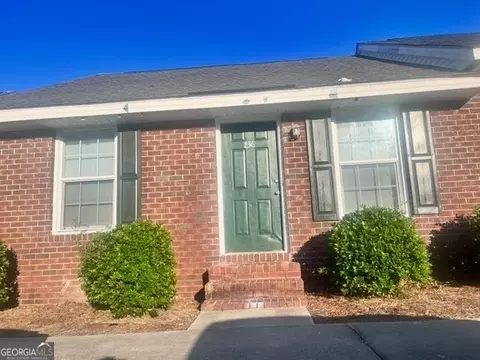 230 Lanier Dr #136, Statesboro, GA 30458