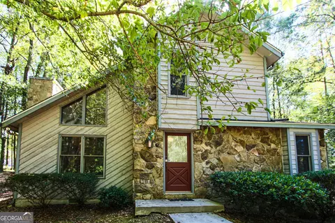 74 Iris Ln, Griffin, GA 30224