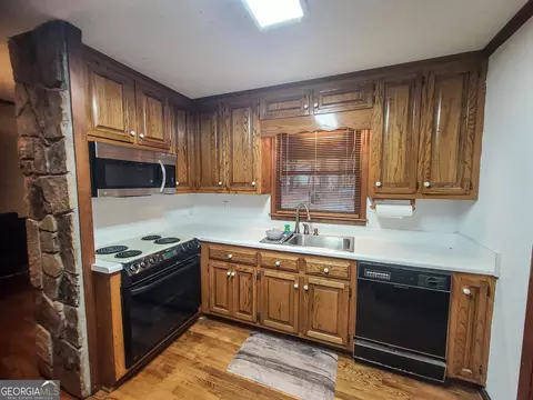 74 Iris Ln, Griffin, GA 30224 photo 7