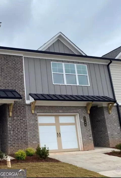 5144 Fox Den Rd, Oakwood, GA 30566