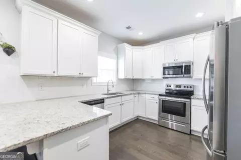 108 W River Cane Run, Perry, GA 31069 photo 8