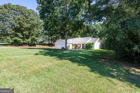 103 Woodstream Trl, Lagrange, GA 30240 photo 2