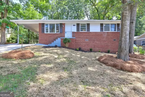 3367 Eisenhower Cir, Atlanta, GA 30354