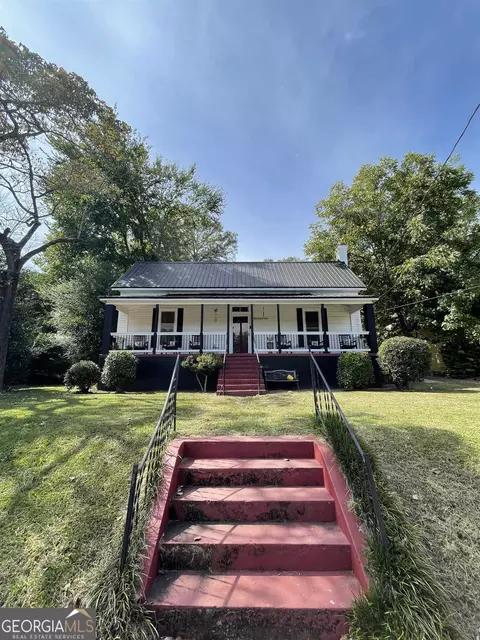 704 Murphy Ave, Lagrange, GA 30240 photo 2