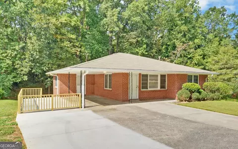 192 Poplar St, Toccoa, GA 30577 photo 2