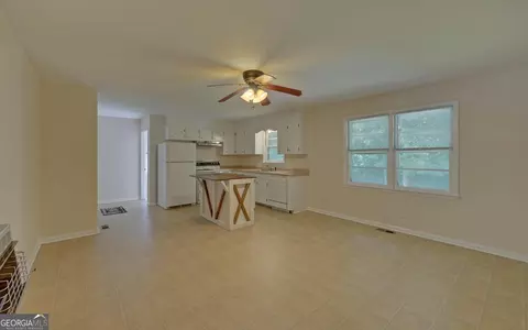 192 Poplar St, Toccoa, GA 30577 photo 8