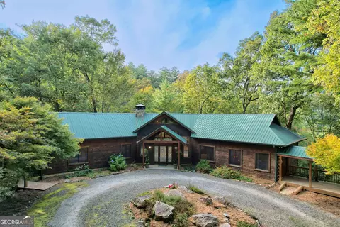 1752 Timber Bluff Dr, Clayton, GA 30525