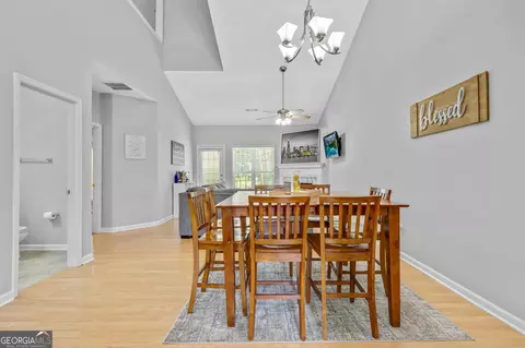 6697 Sunset Ct, Rex, GA 30273 photo 11