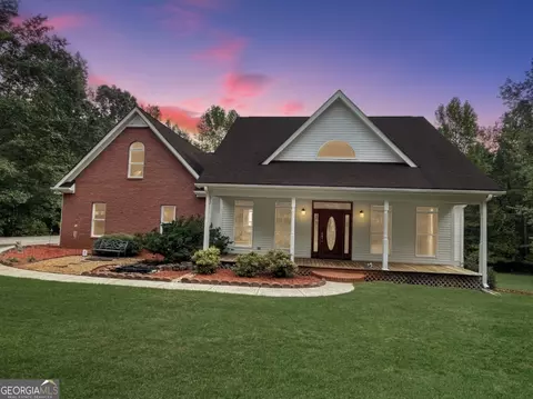 423 Snead Rd, Fayetteville, GA 30215