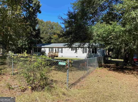 485 Jordan Rd, Byron, GA 31008