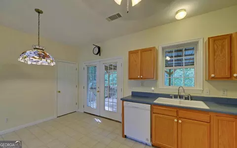 233 Tabitha Page Ln, Toccoa, GA 30577 photo 9