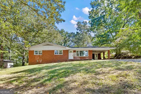 143 Ridgecrest Dr, Calhoun, GA 30701