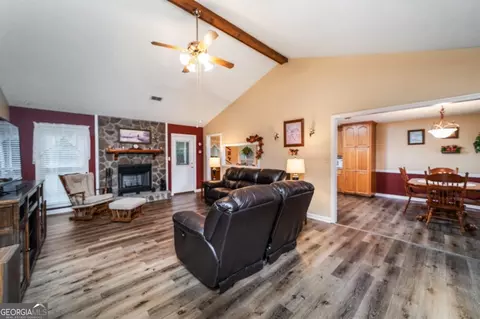 147 Greenbriar Trl, Lagrange, GA 30241 photo 5