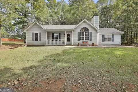 88 Ivy Springs Dr, Newnan, GA 30265