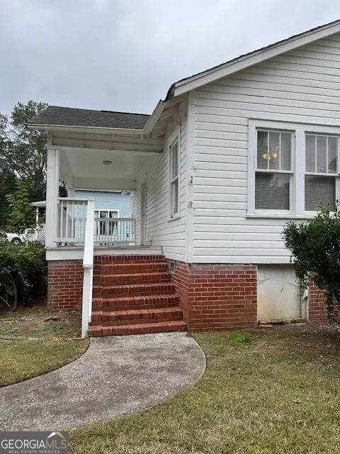 2 Grove St, Aragon, GA 30104