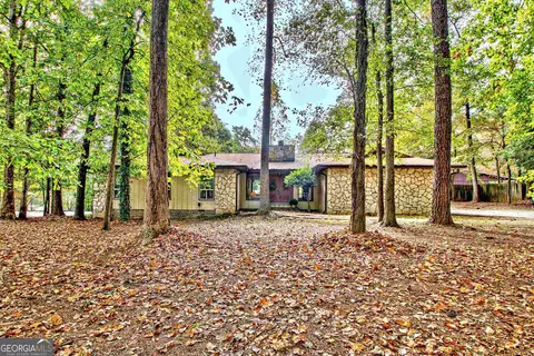 2431 Lake Jodeco Rd, Jonesboro, GA 30236