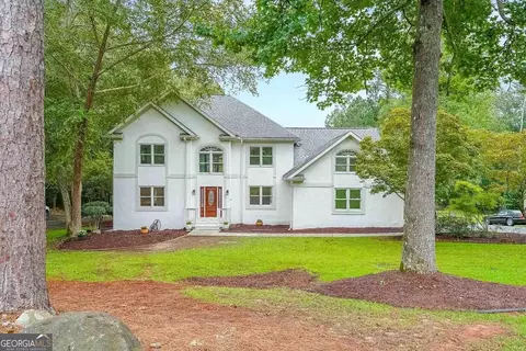 12260 Edgewater Dr, Hampton, GA 30228
