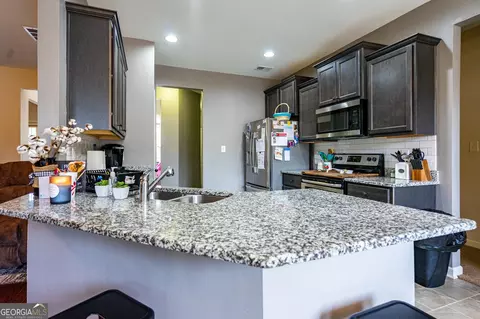 101 Lindsay Taylor Dr, Lagrange, GA 30241 photo 5