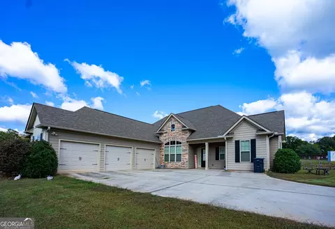 101 Lindsay Taylor Dr, Lagrange, GA 30241