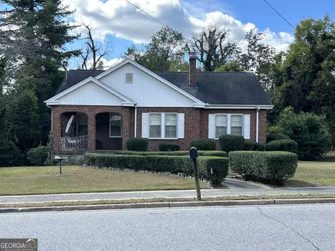 338 Church St, Elberton, GA 30635